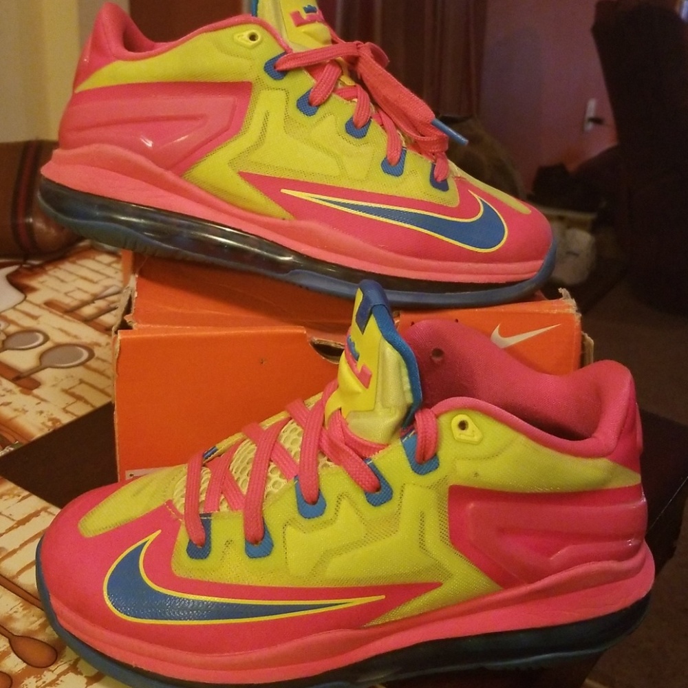Max Lebron Xl Low (GS)